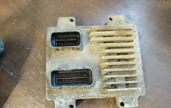 Opel Corsa D Engine control unit/module 55583750