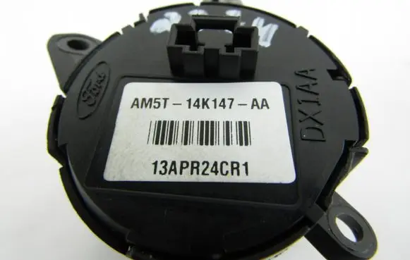 Ford Focus Steering wheel buttons/switches am5t14k147aa