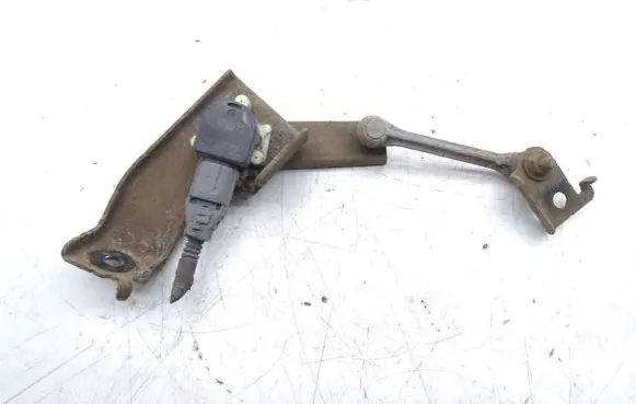Honda CR-V Headlight/headlamp level sensor 
