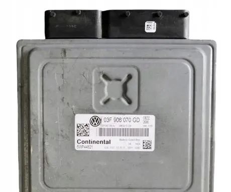 Volkswagen Polo V 6R Engine control unit/module 03F906070GD 5WP44821