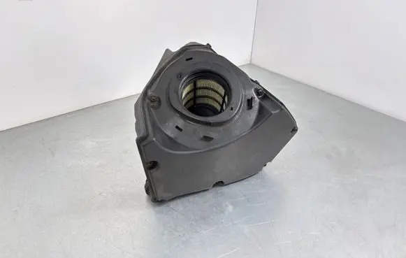 Audi A4 S4 B9 Air filter box 8W0133835F