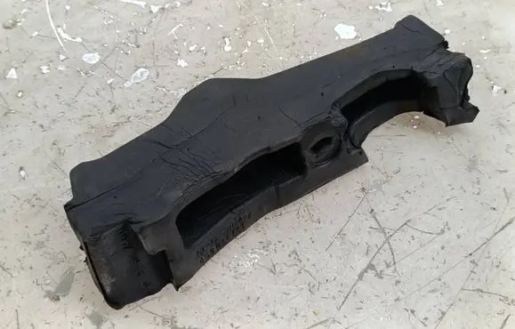 Audi A6 S6 C7 4G Other engine bay part 4G0823722