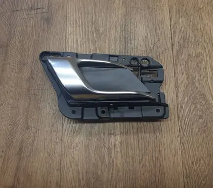 Porsche Macan (95B) Front door interior handle 95B837020