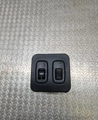 Mitsubishi Pajero Headlight level height control switch Mr4026
