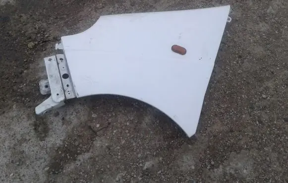 Renault Trafic II (X83) Fender
