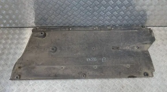 Hyundai i30 Front underbody cover/under tray 