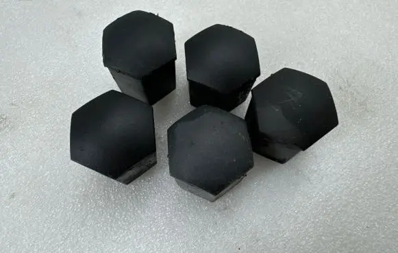 Tesla Model X Wheel nut cap/cover 102701000B