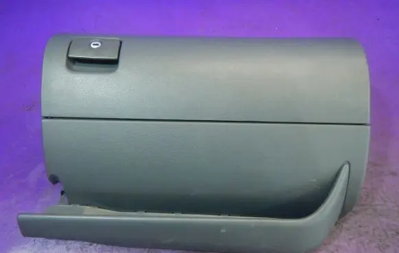 Seat Toledo II (1M) Glove box 1M1857104