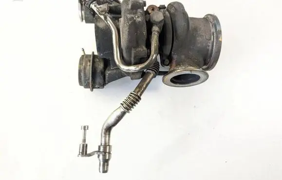 BMW 7 F01 F02 F03 F04 Turbo 7605794