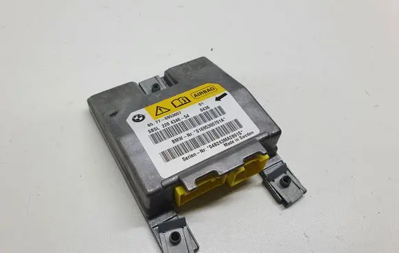 BMW 5 E60 E61 Airbag control unit/module 6953007 65776953007 220434654