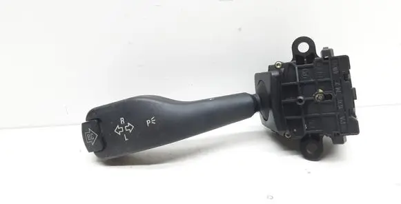BMW 5 E39 Indicator stalk 8363668 011040 01104010