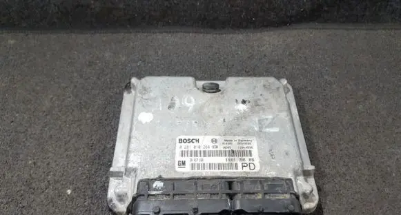 Opel Zafira A Engine control unit/module 0281010268 24417169