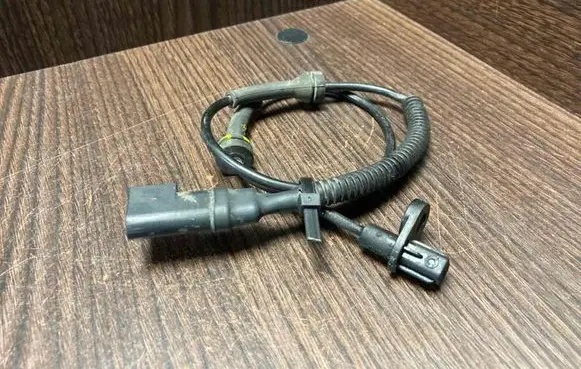 Ford Transit ABS brake wheel speed sensor 2T142B372BE