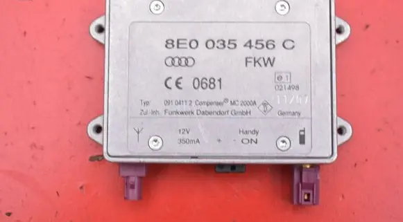 Audi Q7 4L Sound amplifier 8E0035456C