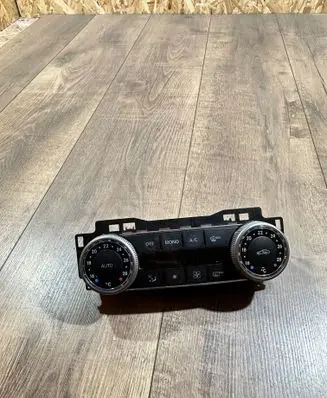 Mercedes-Benz C W204 Climate control unit 2048305790 HW0708
