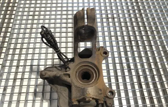 Peugeot Boxer Front wheel hub spindle knuckle