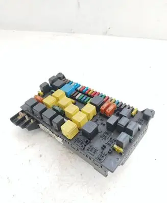 Mercedes-Benz ML W163 Fuse module 1635450005 08200100