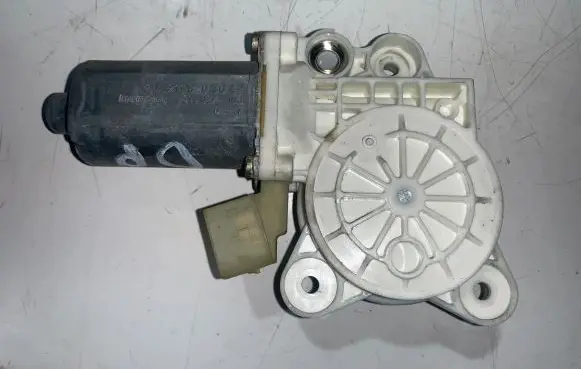 Mercedes-Benz E W211 Front door window regulator motor A2118203042 993627100