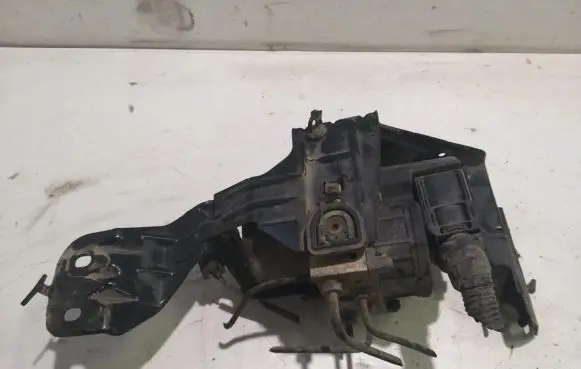 Ford Mondeo Mk III ABS Pump 0265800014