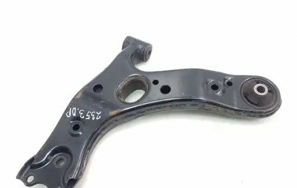 Toyota Prius+ (ZVW40) Front lower control arm/wishbone 4806812300