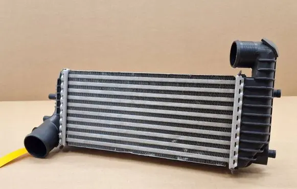 Ford C-MAX II Intercooler radiator
