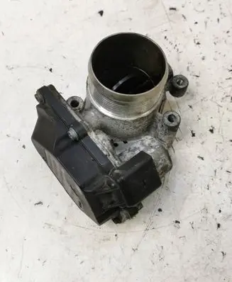 Volkswagen Golf Plus Throttle valve 03L128063D A2C53337753 2801091639