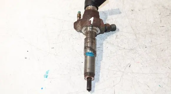 Volvo V50 Fuel injector 9674973080 50274V05