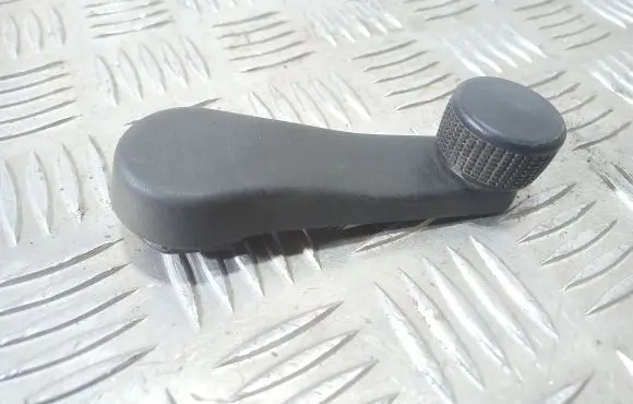 Volkswagen Golf IV Front door window winding handle 1H0837581D