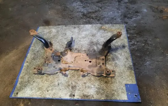 Mazda 5 Front subframe
