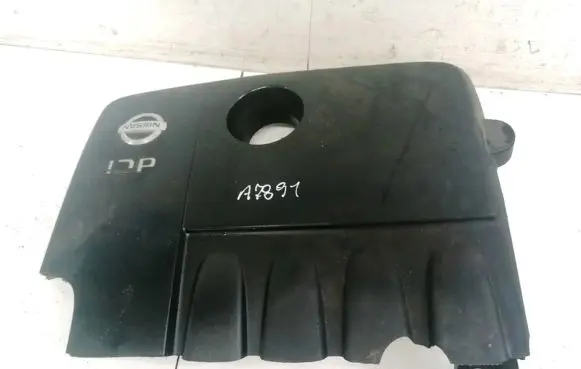 Nissan Primera Engine cover (trim)