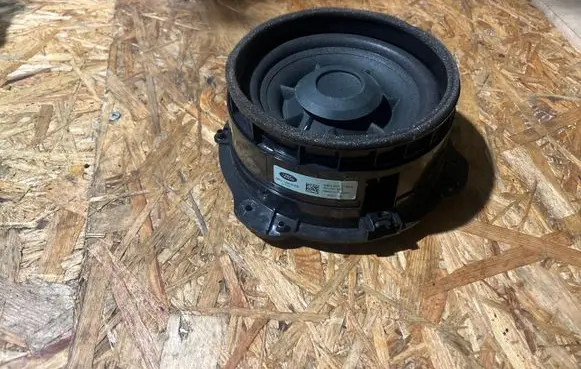 Land Rover Range Rover Velar Front door speaker J8A218808EB 430407771332