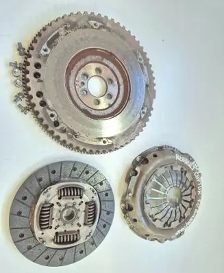 Renault Captur II Clutch set kit 302106552R 301016117R