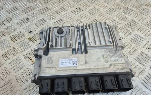 BMW X7 G07 Engine control unit/module 9846813 0261S1013D
