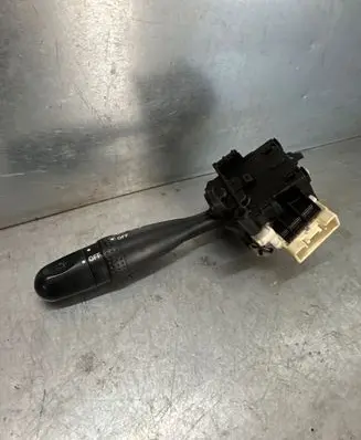 Toyota RAV 4 (XA20) Indicator stalk 1736481