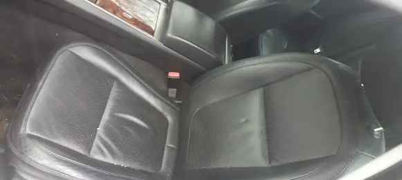 Seat set