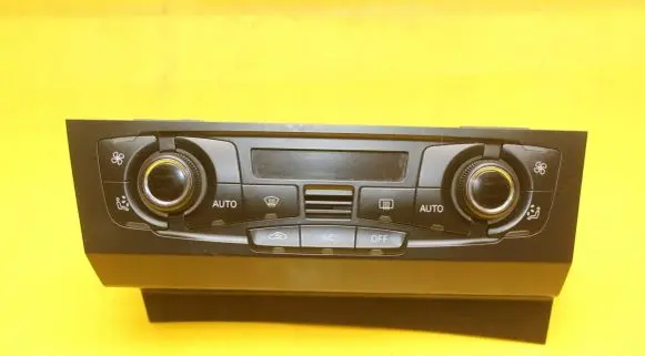 Audi A5 8T 8F Climate control unit 8T2820043AF