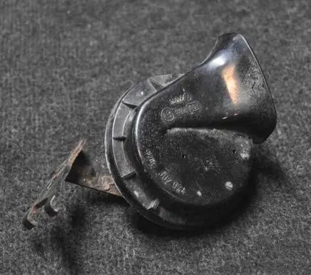 Mercedes-Benz CLK A209 C209 Horn signal A28657625