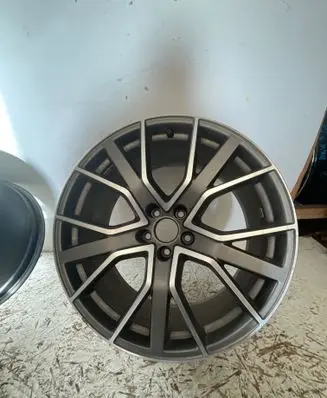 Audi RS4 R20 alloy rim 