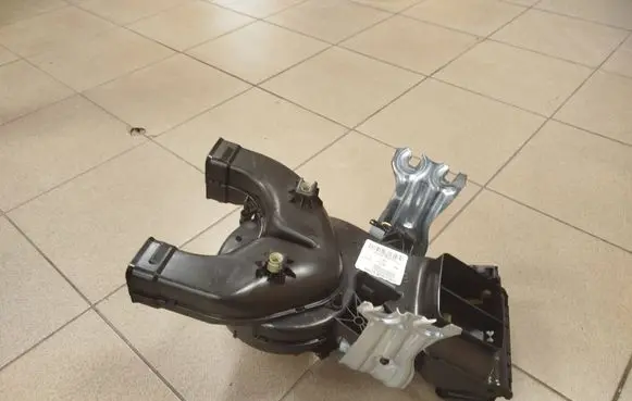 Mercedes-Benz GL X166 Interior heater climate box assembly T1013168B A166830000