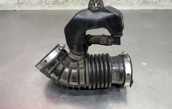 Infiniti M Air intake hose/pipe