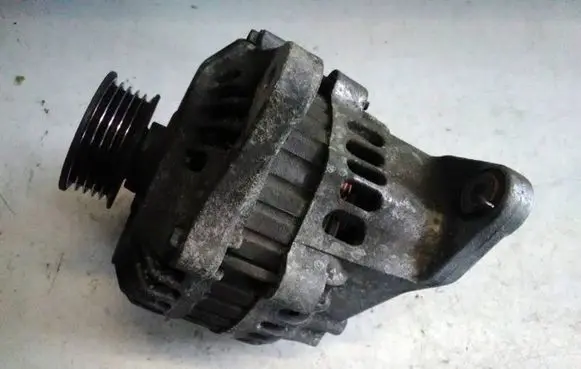 Subaru Legacy Generator/alternator 23700AA370