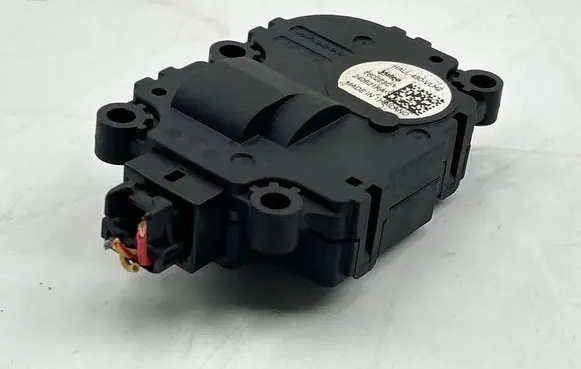 Mercedes-Benz C W206 Air flap motor/actuator T60223C 240821KA
