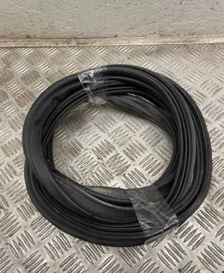 Audi A8 S8 D3 4E Trunk rubber seal (body) 