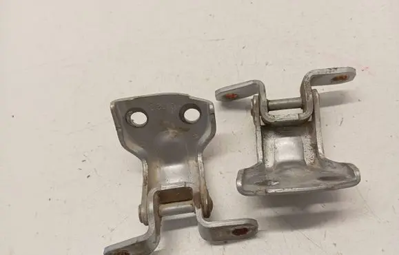 Ford Ranger Front door hinge set 