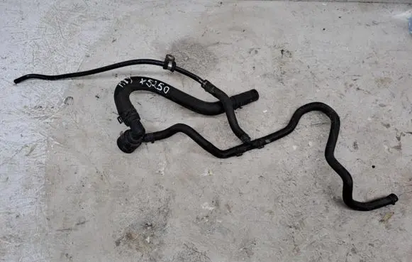 Volkswagen Golf VII Engine coolant pipe/hose 5Q0122291C