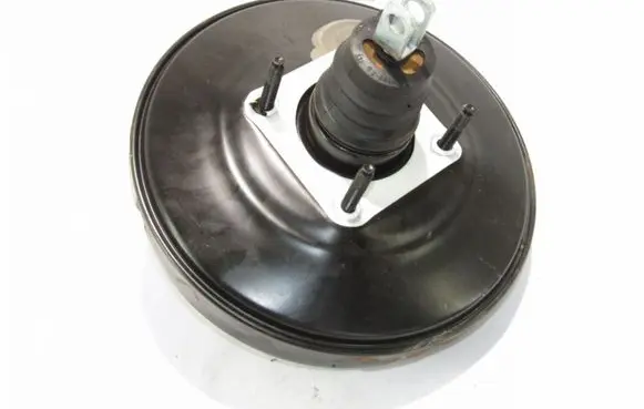 Ford Fiesta Brake booster 4S612B195KC