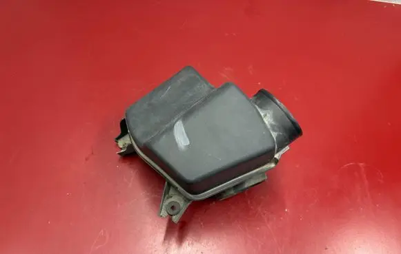 Chrysler Pacifica Intake resonator 68188651AB