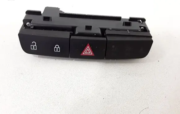 Opel Insignia A Hazard light switch 13271927