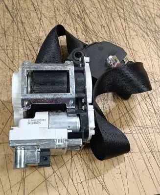 Mercedes-Benz ML W164 Front seatbelt 34009438 34118927A 340495210