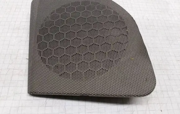 Side speaker trim/cover